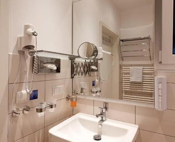 Pension-cafe-libelle Gasthuis 3*